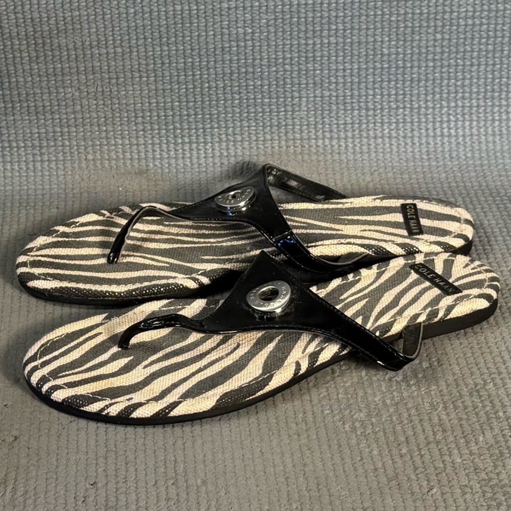 Cole Haan Women’s Flip Flops Thong Tabitha Flats Shoes Zebra Black‎ Size 6